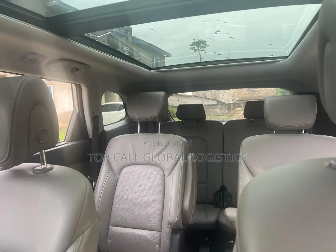 Hyundai Santa Fe Limited Ultimate AWD 2018 Silver
