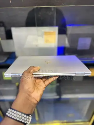 Laptop HP EliteBook 1040 G8 32GB Intel Core I7 SSD 512GB