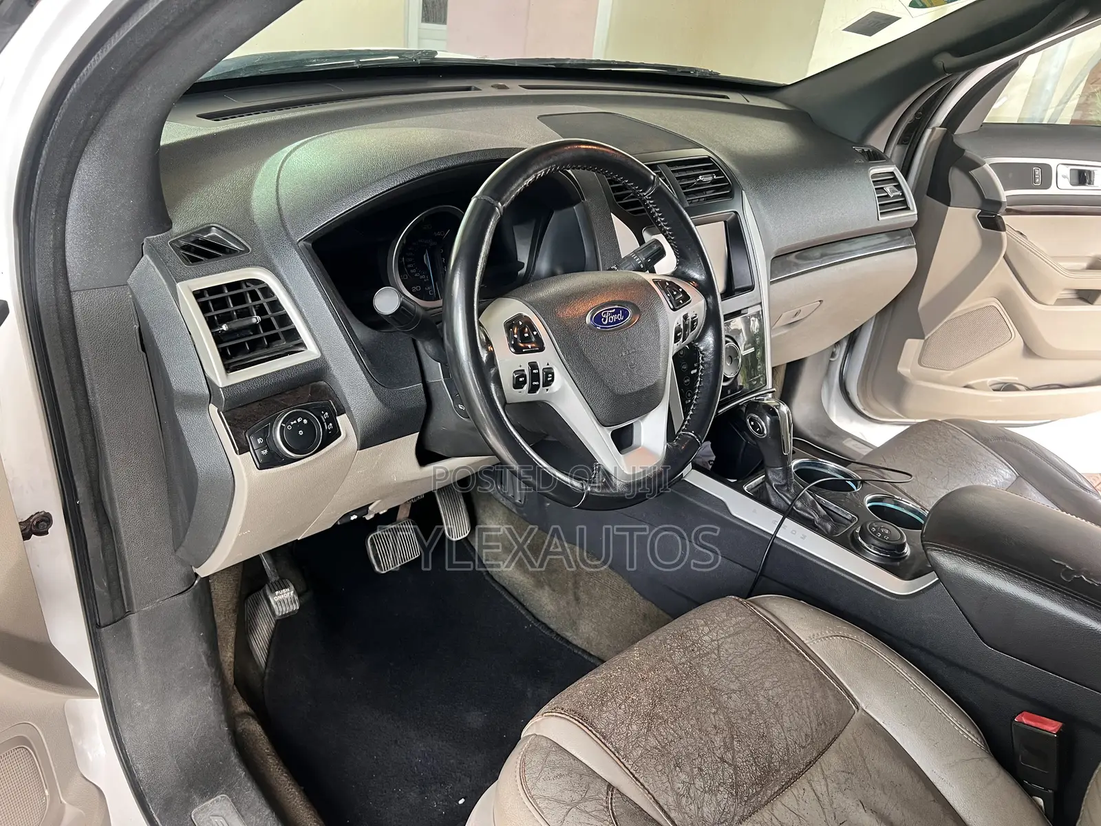 Ford Explorer XLT 4dr FWD (2.0L 4cyl 6A) 2013 White