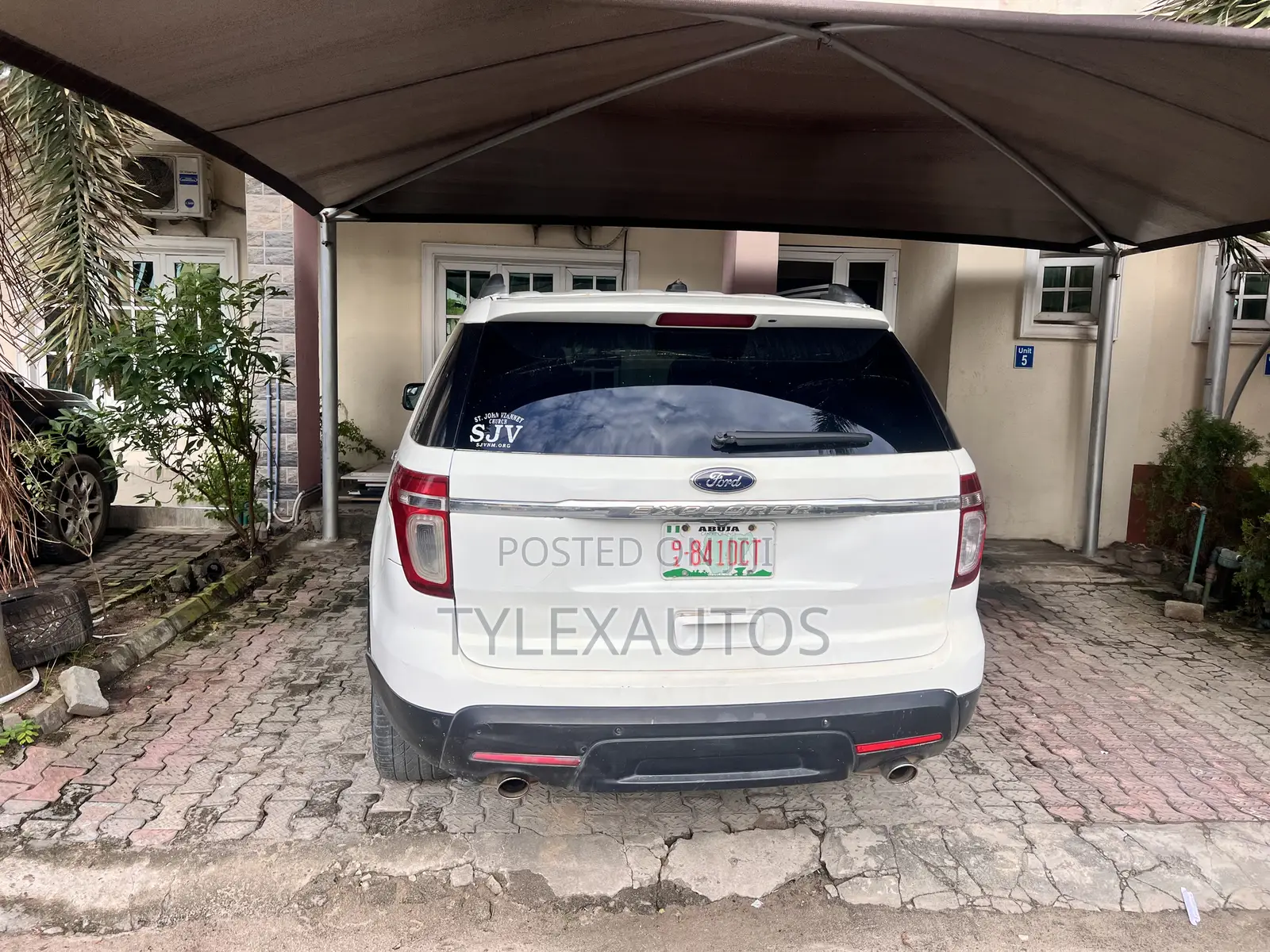 Ford Explorer XLT 4dr FWD (2.0L 4cyl 6A) 2013 White
