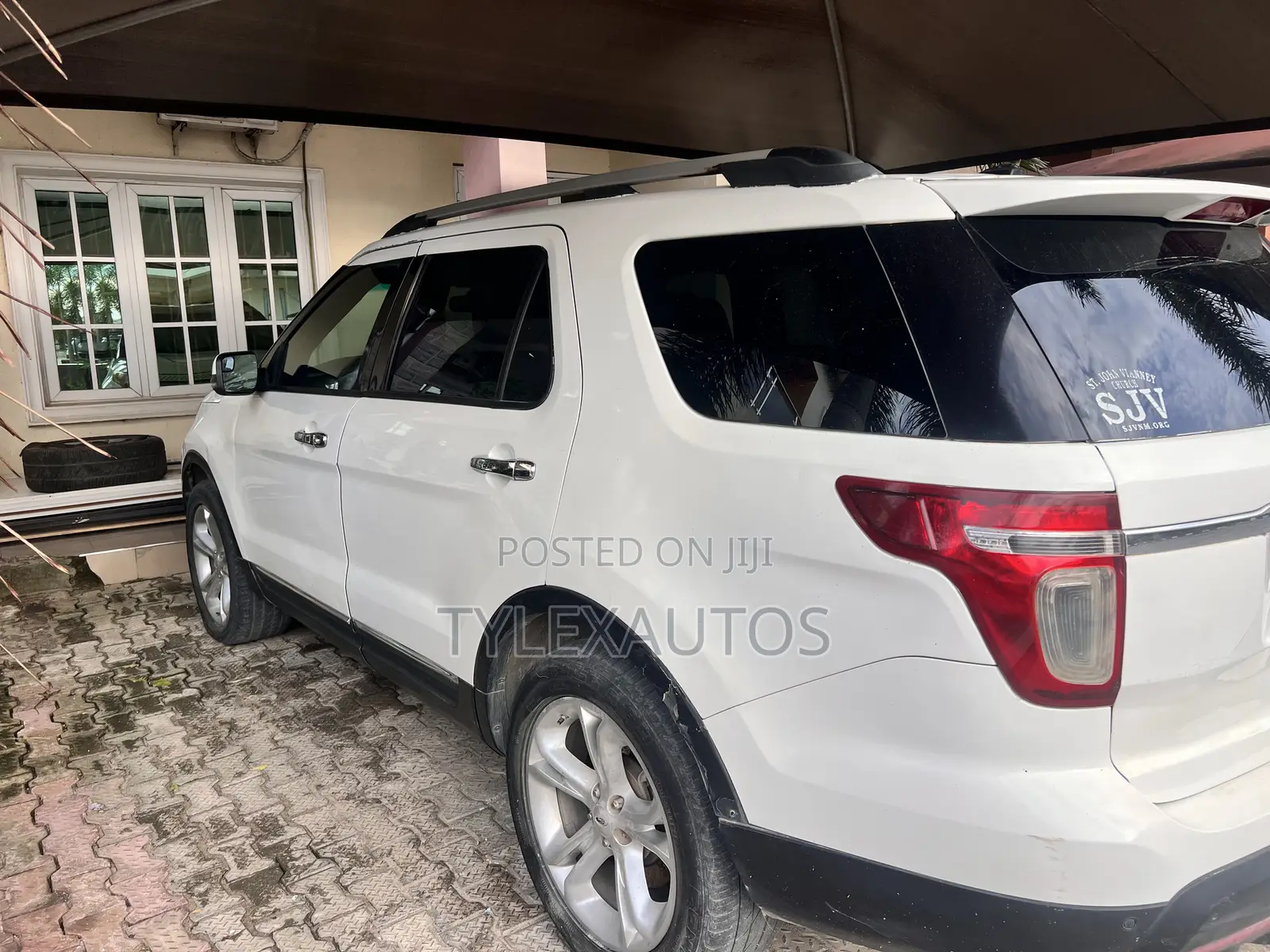 Ford Explorer XLT 4dr FWD (2.0L 4cyl 6A) 2013 White