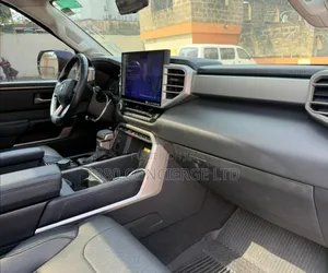 Toyota Tundra Limited 2022 Blue
