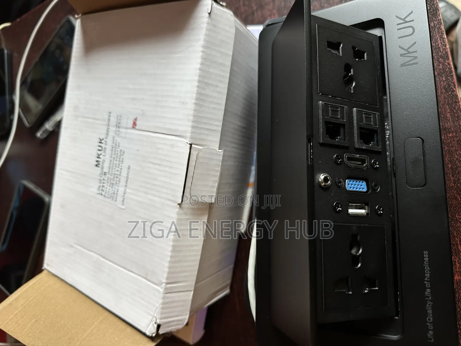 Black Color Desktop Socket