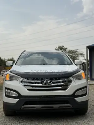 Hyundai Santa Fe GLS 4dr SUV AWD (3.3L 6cyl 6A) 2014 White