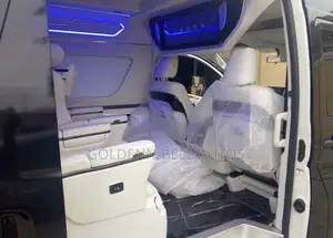 Toyota HiAce 2022 Black