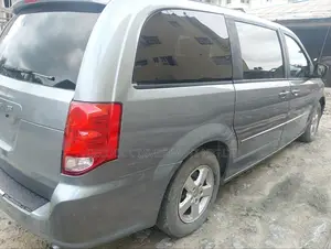 Dodge Caravan 2012 Blue