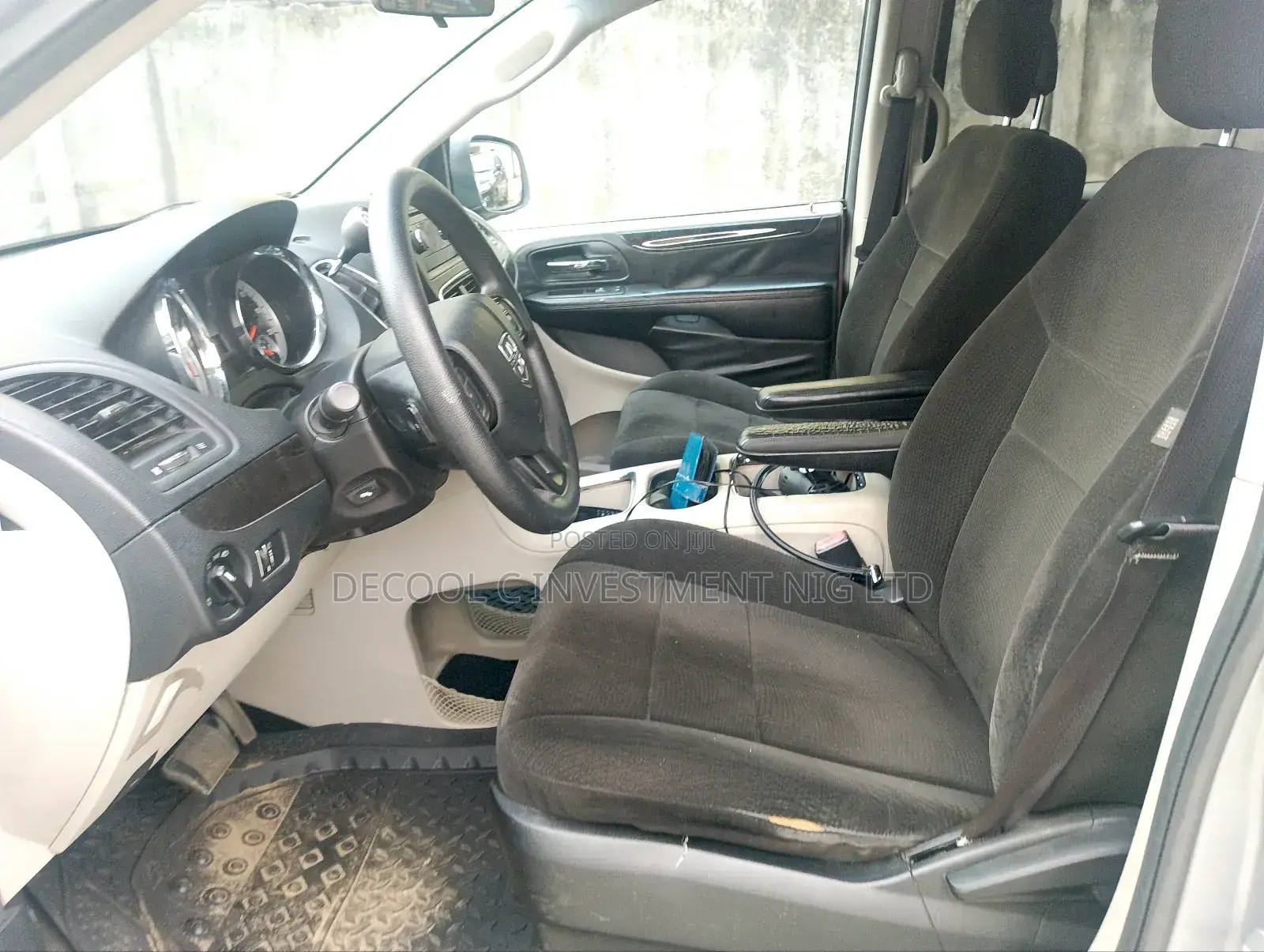Dodge Caravan 2012 Blue