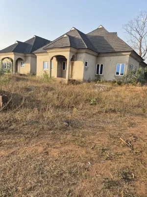 10bdrm Block of Flats in Asadam Estate, Ilorin West for sale