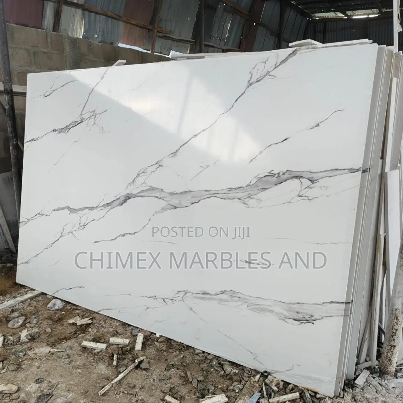 Marble Quartz for Countertops, Center Table and More