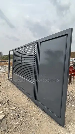 Sliding Gate Art Metal Work