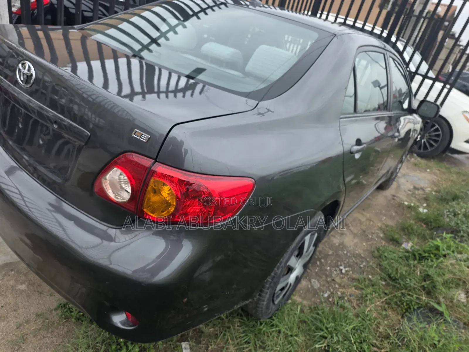 Toyota Corolla 2010 Gray
