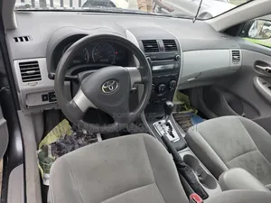 Toyota Corolla 2010 Gray