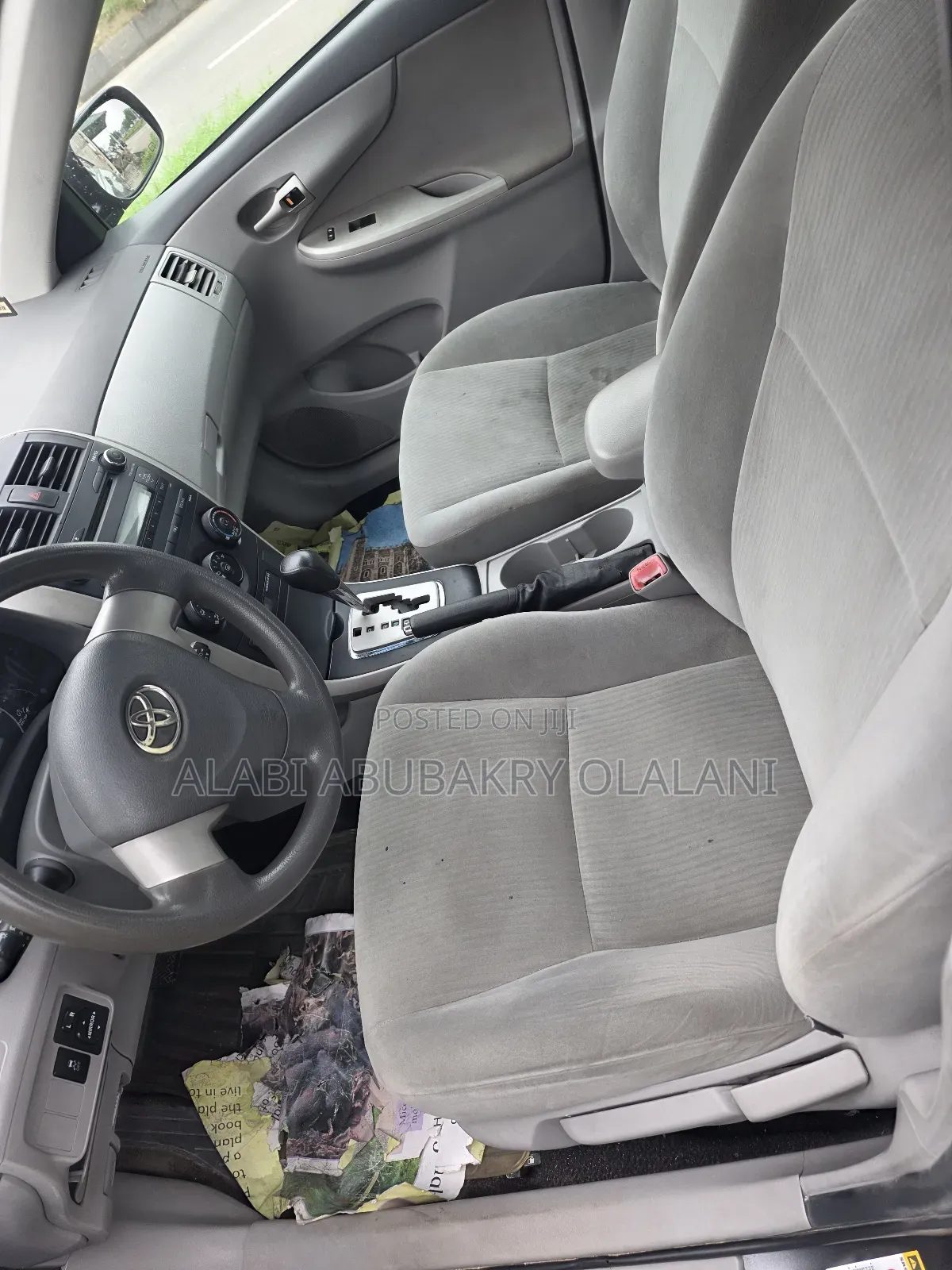 Toyota Corolla 2010 Gray