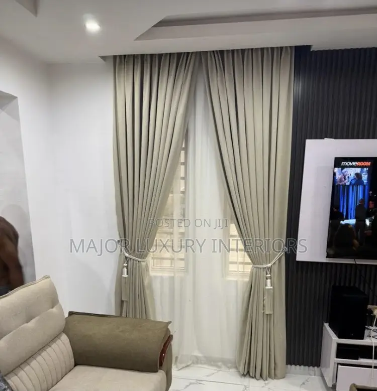 High Grade Turkey Curtains