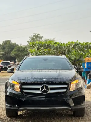 Mercedes-Benz GLA 250 2015 Black