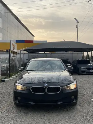 BMW 3 Series 320i RWD 2013 Black