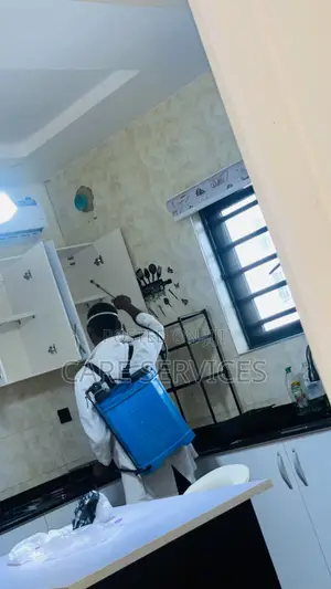 Cockroaches Control