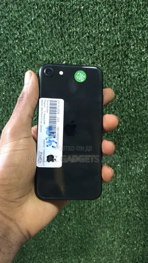 Apple iPhone 7 128 GB Black