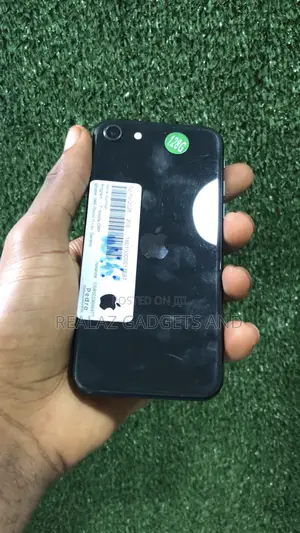 Apple iPhone 7 128 GB Black