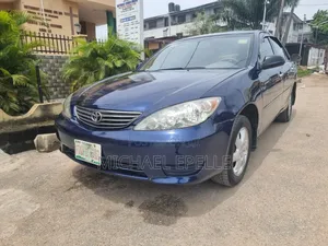 Toyota Camry LE 4dr Sedan (2.4L 4cyl 5A) 2006 Blue