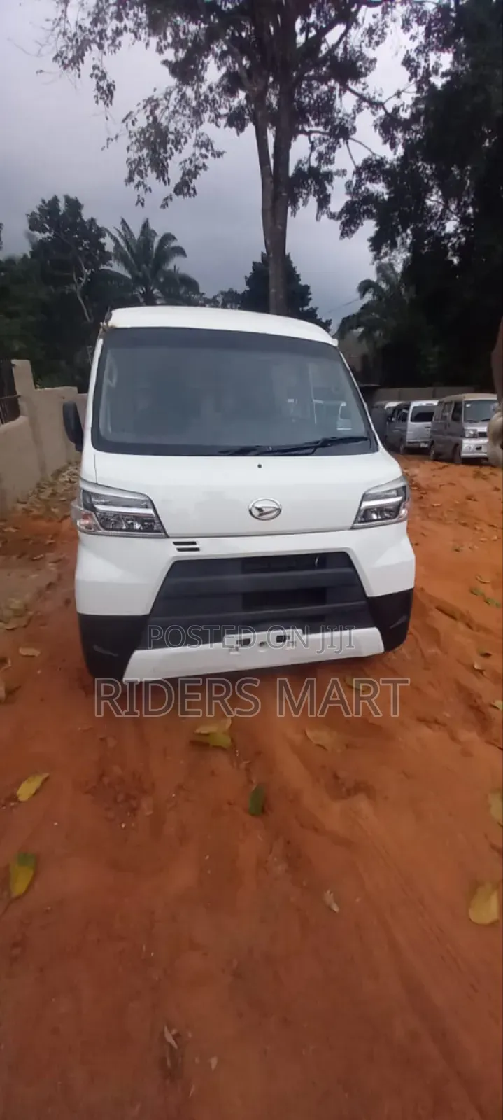 Daihatsu Hijet 2025 White