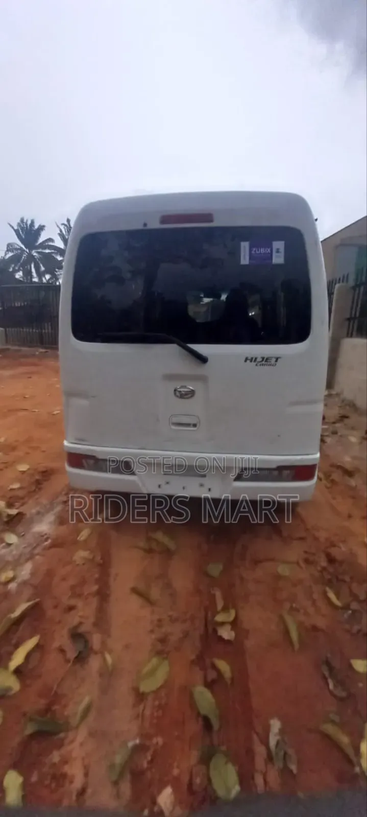 Daihatsu Hijet 2025 White