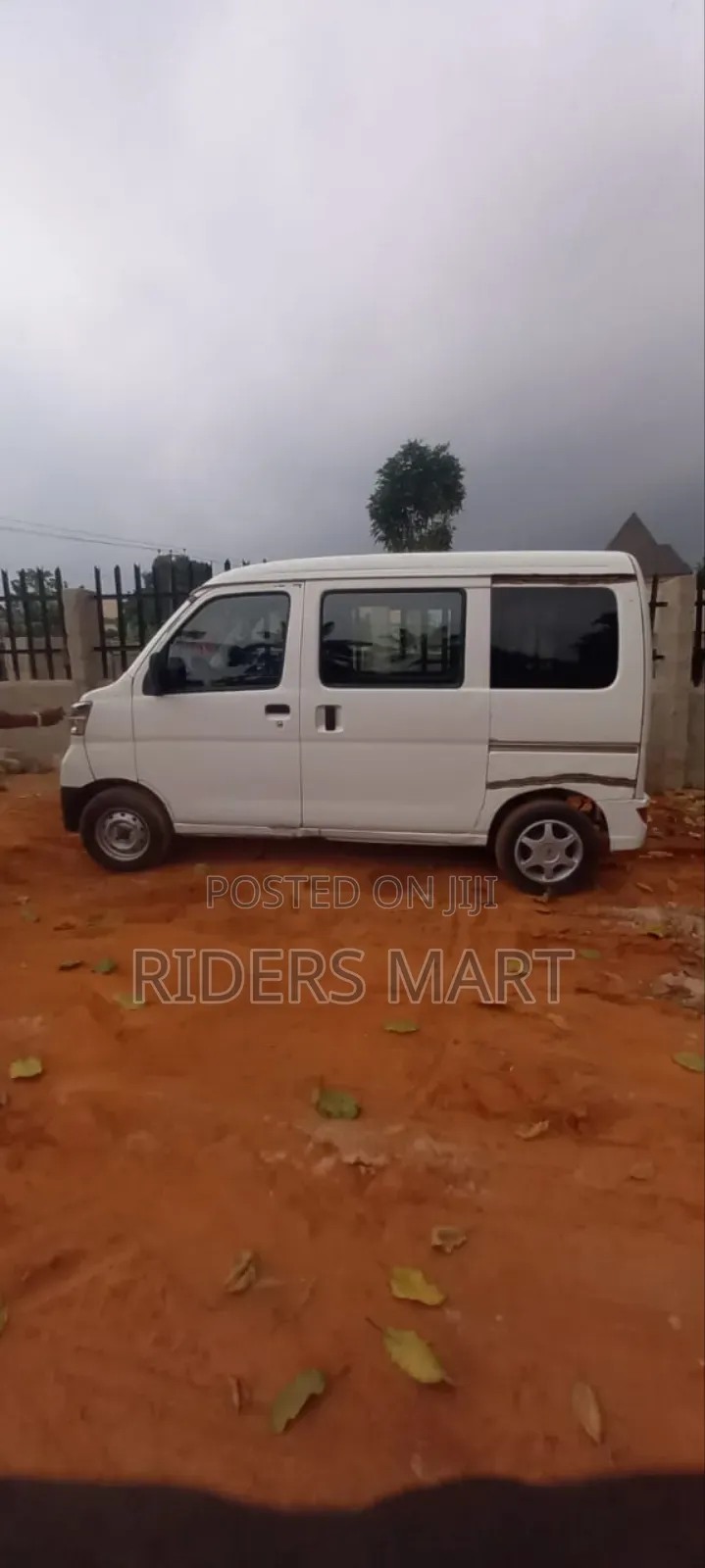 Daihatsu Hijet 2025 White