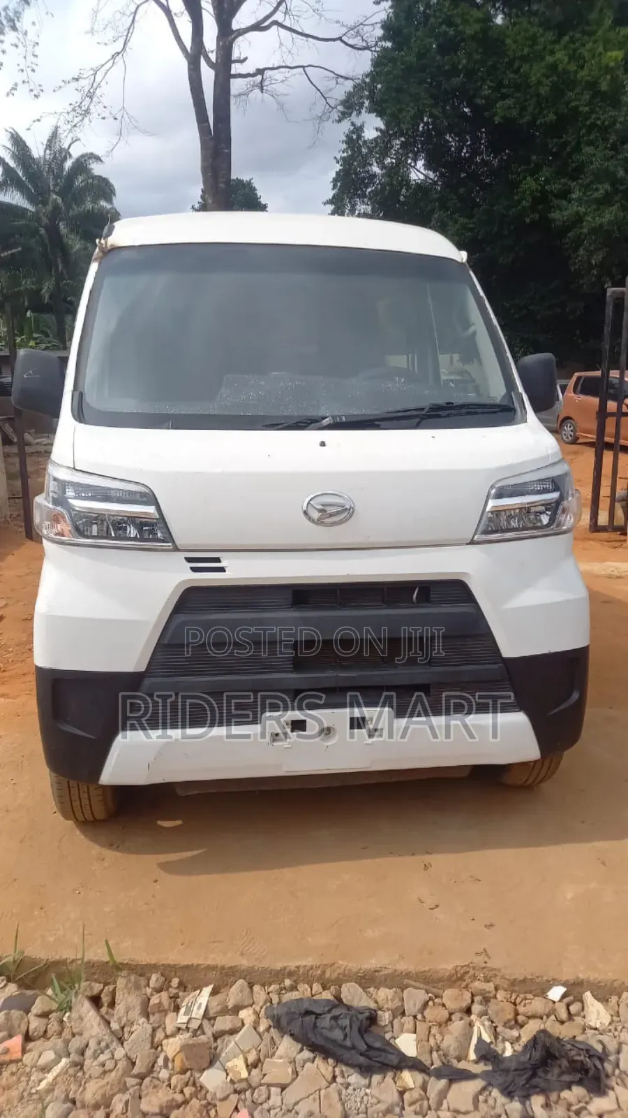 Daihatsu Hijet 2025 White