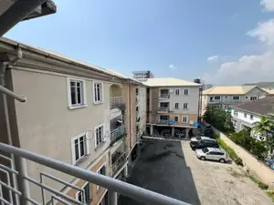 3bdrm Block of Flats in Oniru, Victoria Island for sale