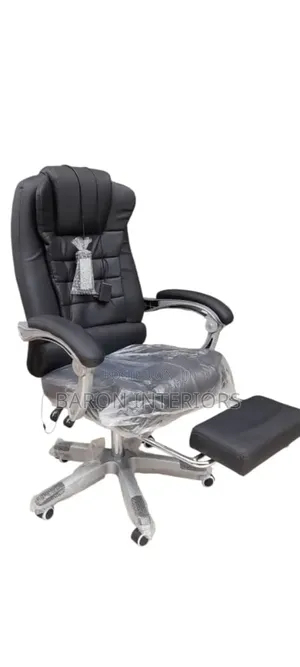 Executive Massage Chair Is Available as Seen