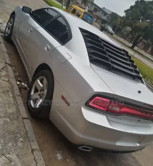 Dodge Challenger SXT 2012 Silver