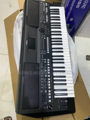 Yamaha PSR-Sx600 Keyboard