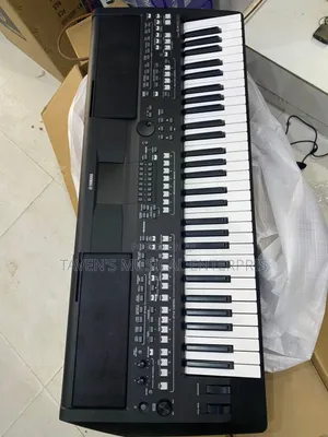 Yamaha PSR-Sx600 Keyboard