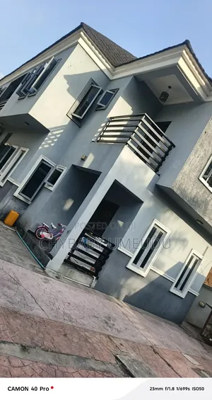 3bdrm Block of Flats in Oakland Estate for rent