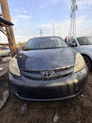 Toyota Sienna LE FWD 2006 Blue