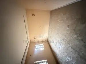 4bdrm Townhouse/Terrace in Katampe for sale