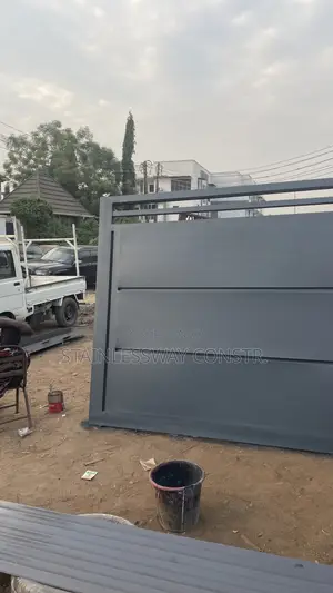 Xclusive Sliding Grey Gate