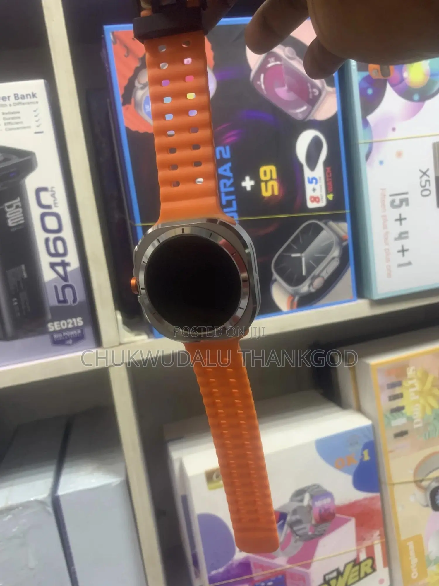 Z7 Ultra Smartwatch With Good Features
