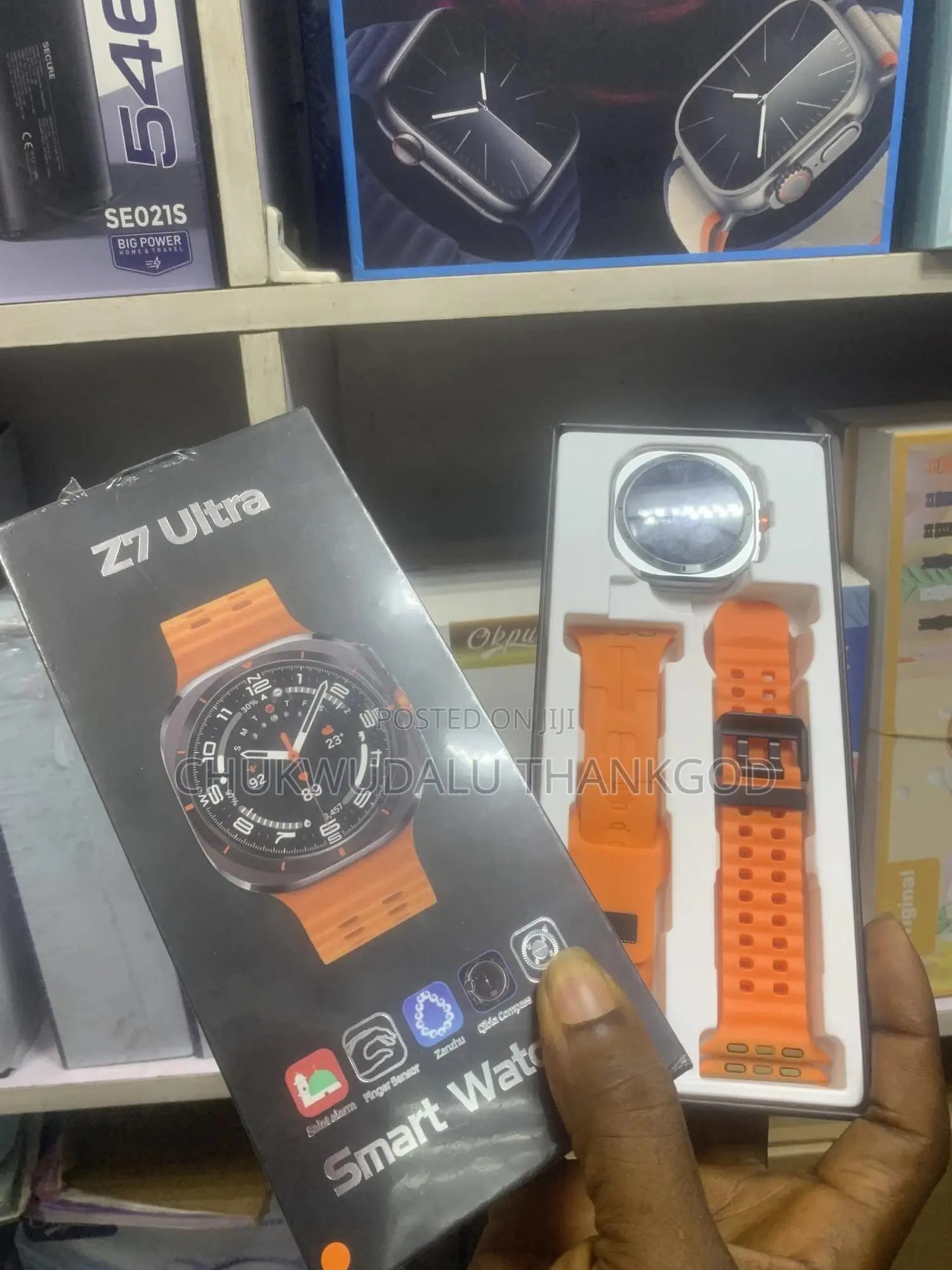 Z7 Ultra Smartwatch With Good Features