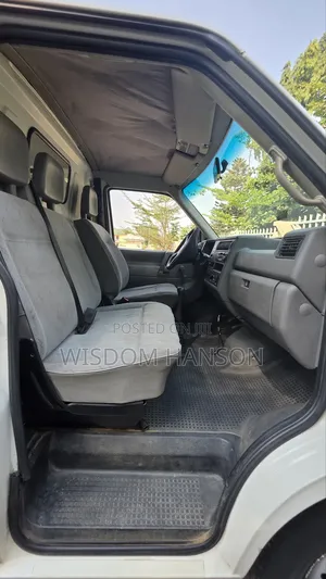Volkswagen Transporter 2003 White