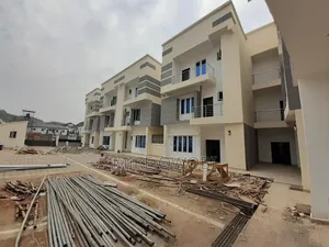4bdrm Townhouse / Terrace in Guzape for rent