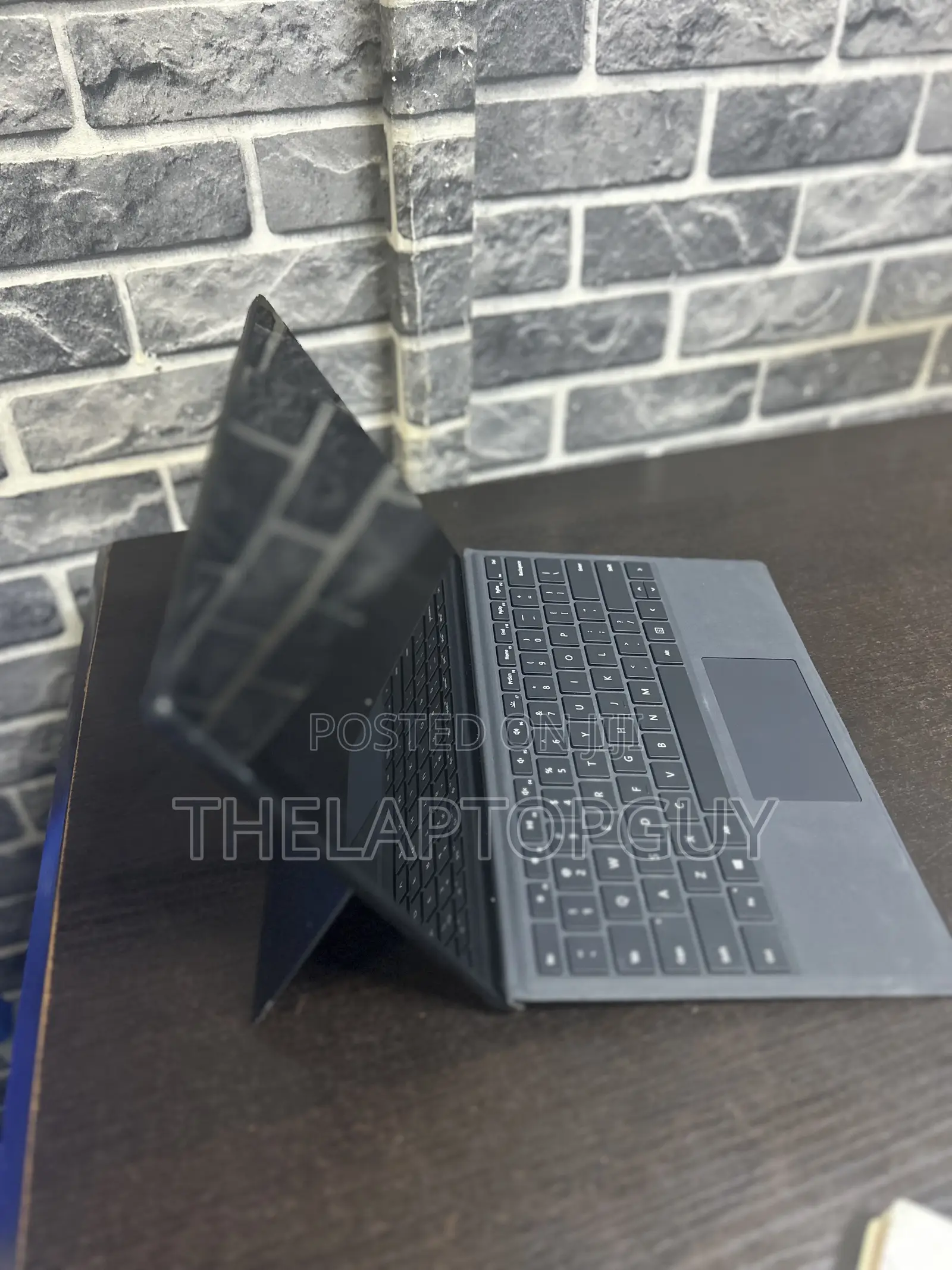 Desktop Computer Microsoft Surface Studio 8GB Intel Core I5 SSD 256GB