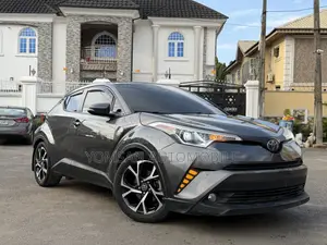 Toyota C-HR 2019 Gray