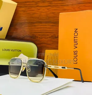 Best Quality Luxury Eyewear Collection Louis Vuitton Well Banded