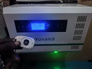 5.5 Kva Yohako Inverter With Charger and Remote
