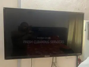 32 Inches Used Like New Hisense Tv for Sale (Non Smart)