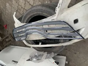 Toyota Camry the Front Grill 07/08 Model