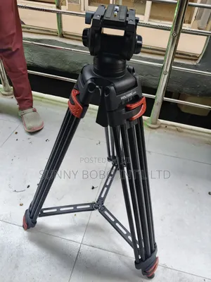 Heavy Duty Tripod Stand
