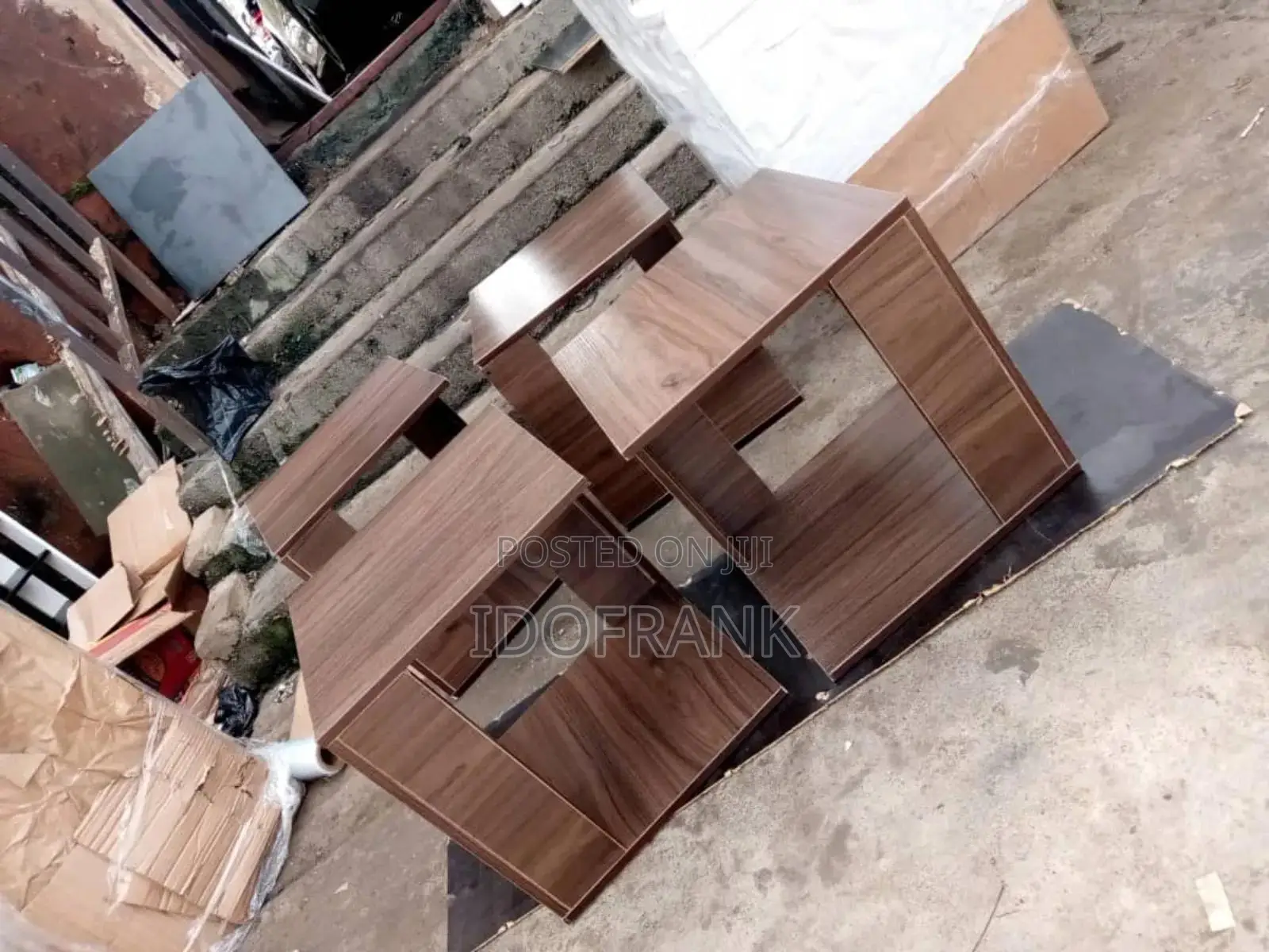 Oakwood Side Stool