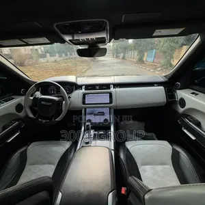 Land Rover Range Rover Sport SVR 4x4 2020 Blue